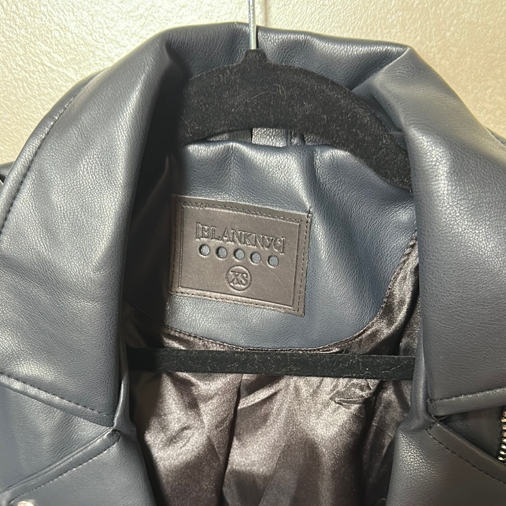 NWT. Blank NYC Midnight Faux Leather Moto Jacket sz xs - Picture 2 of 11